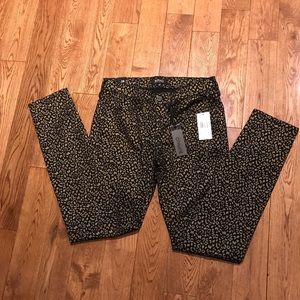 NWT David Bitton Leopard spot stretch jeans